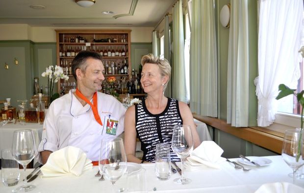 gourmetrestaurants-fuer-zwei-tuebach-paar