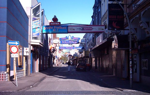 stadt-kultour-hamburg-stadt-fussgaenger
