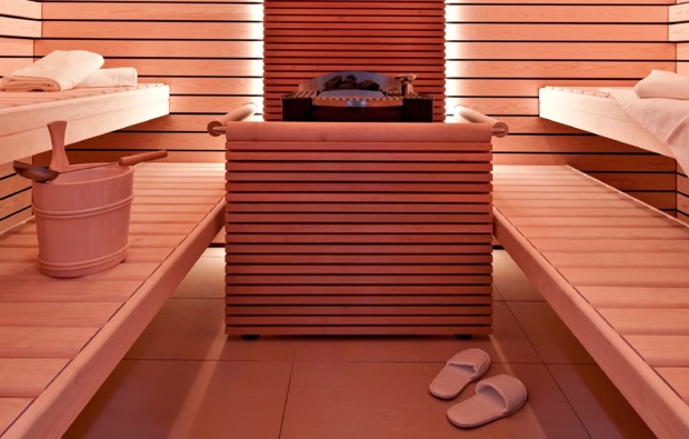 merlischachen-romantikwochenende-sauna