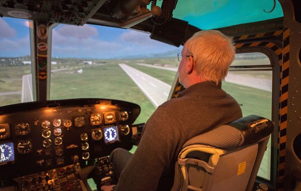 hubschrauber-simulator-bell-uh-1-huey-90-minuten-selber-fliegen