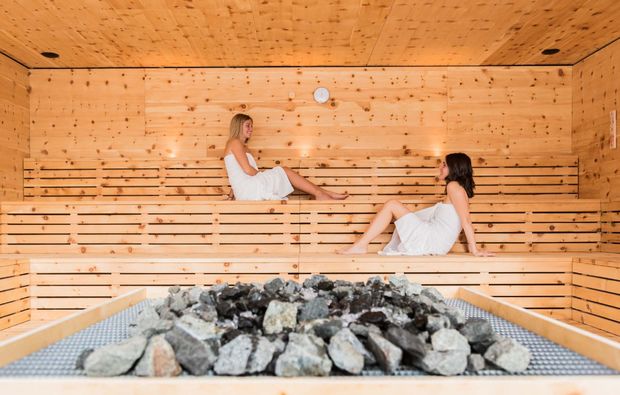 wellness-wochenende-mals-saunabereich