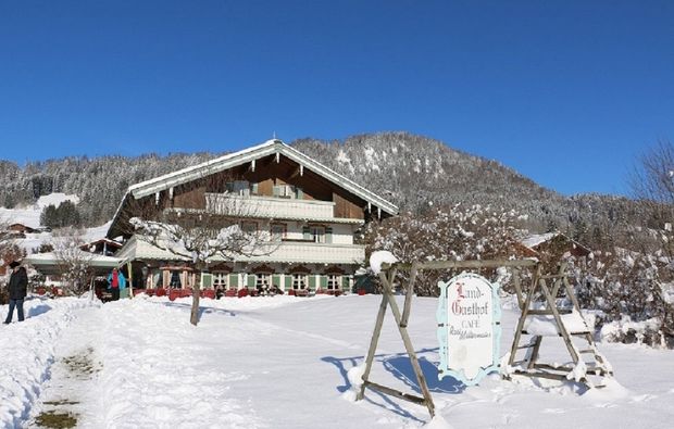 romantikwochenende-reit-im-winkl-hotel-winter
