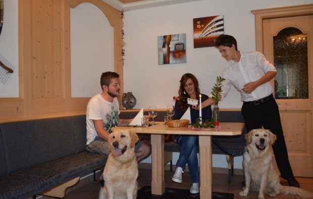 urlaub-mit-hund-steinhaus-im-ahrntal-paar