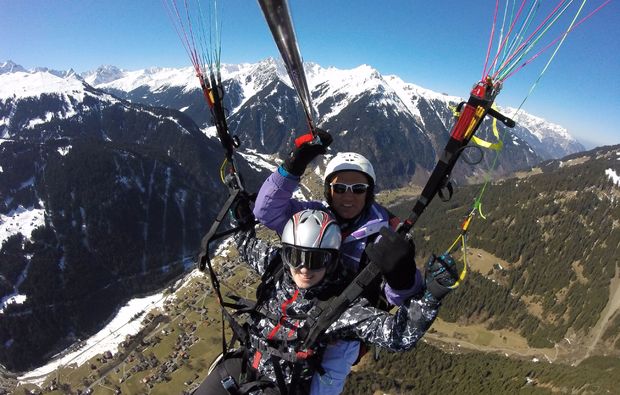 schruns-gleitschirm-tandemflug-montafon-paragliding