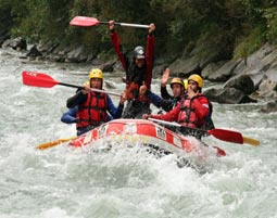 aurino-rafting