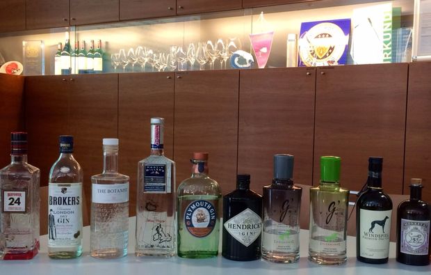 gin-verkostung-linz-flaschen