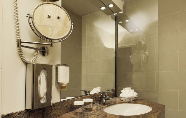 romantikwochenende-frankfurt-badezimmer