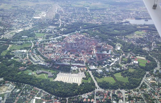 flugzeug-rundflug-ueber-die-fraenkische-seenplatte-erlebnis