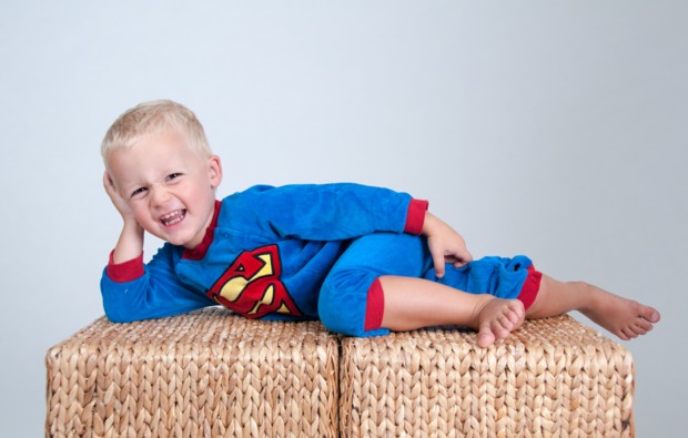 kinder-fotoshooting-wien-im-kostuem