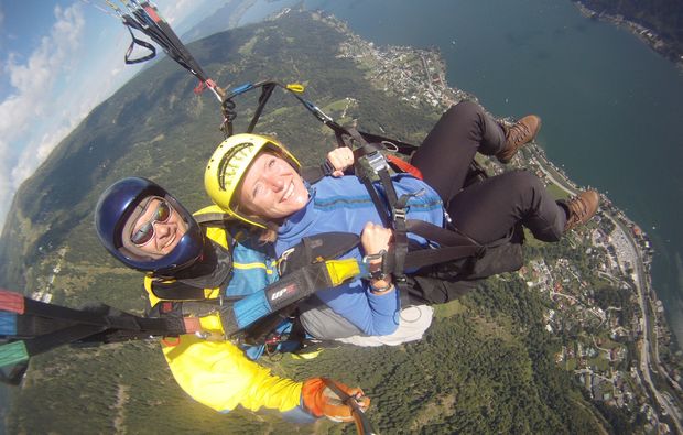 gleitschirm-sommer-tandemflug-romantikflug-fliegen-erlebnis