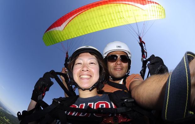gleitschirm-tandemflug-koessen-adrenalin