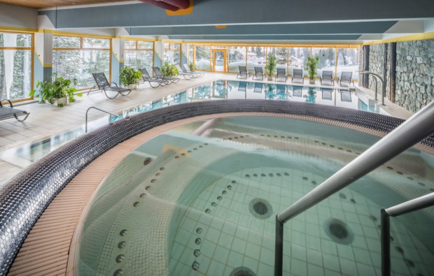 wellnesshotel-reichenau-pool