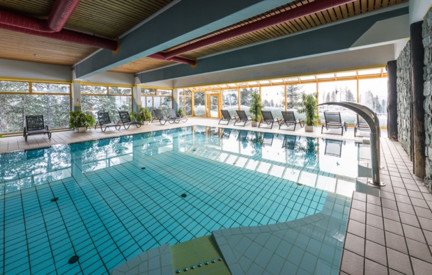 wellnesshotel-reichenau-schwimmbad