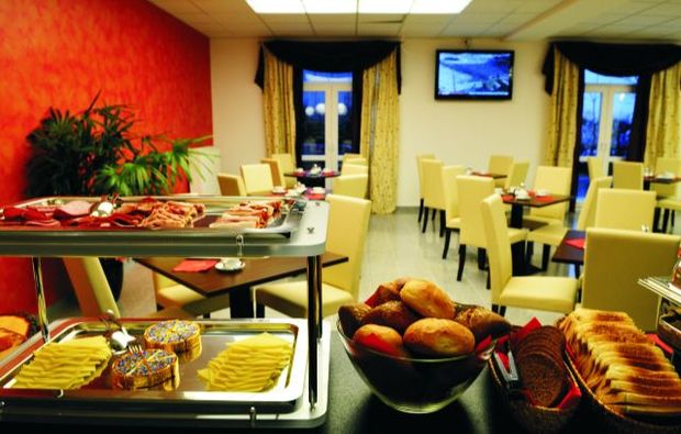 staedtetrips-frankfurt-am-main-buffet-fruehstueck