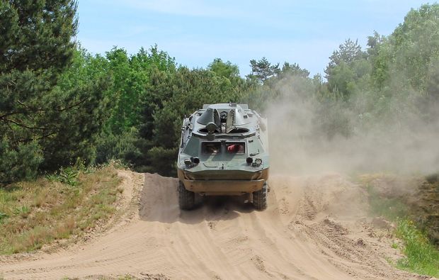 panzer-selber-fahren-mahlwinkel-frontansicht