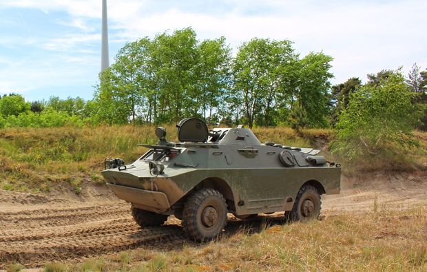 panzer-selber-fahren-mahlwinkel-militaerfahrzeug