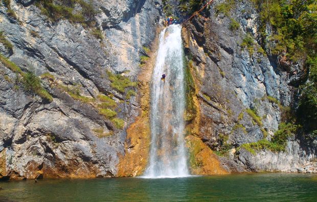 canyoning-tour-schladming-wasserfall