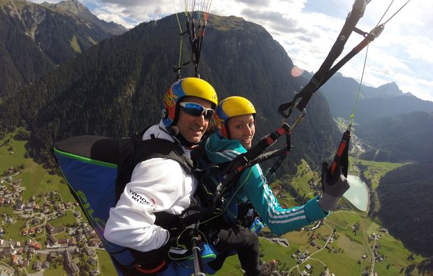 tandem-paragliding-schruns-erlebnis