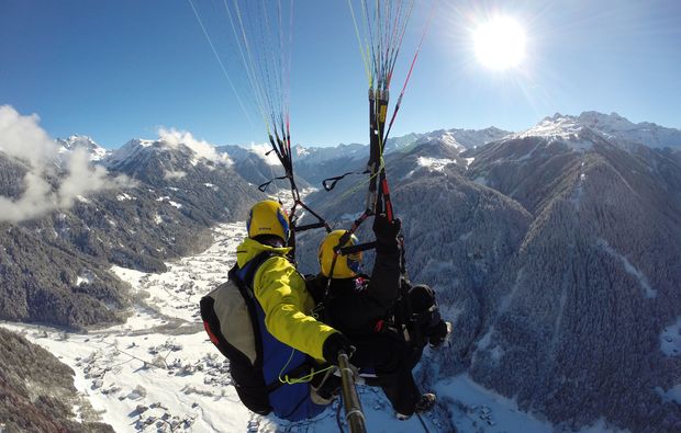 tandem-paragliding-schruns-sonne