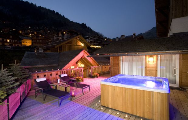 staedtereise-le-grand-bornand-whirlpool