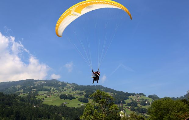 tandem-paragliding-klosters-davos