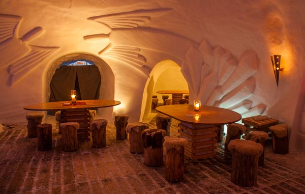 uebernachtung-im-romantik-iglu-oetz-restaurant