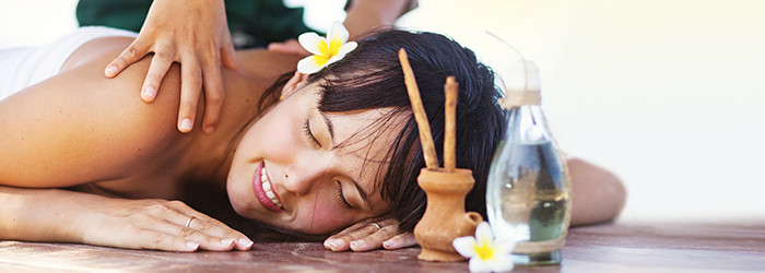 Lomi Lomi massage