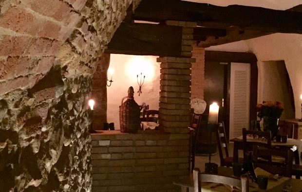 mittelalterliches-restaurant-grandson
