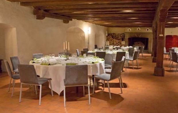 dinnerkrimi-la-sarraz