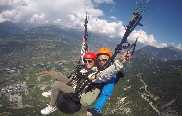 vercorin-paragliding-flug