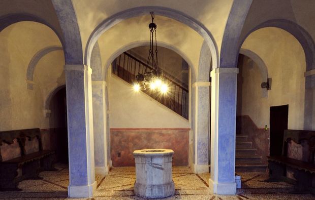 schlosshotel-casacanditella-chieti-schlosshalle