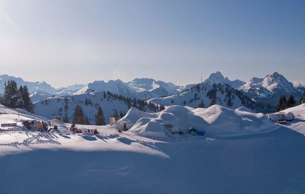 iglu-uebernachtung-davos-ausblick