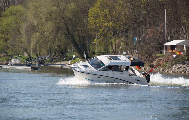 motorboot fahren regensburg