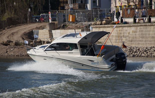 motorboot fahren regensburg