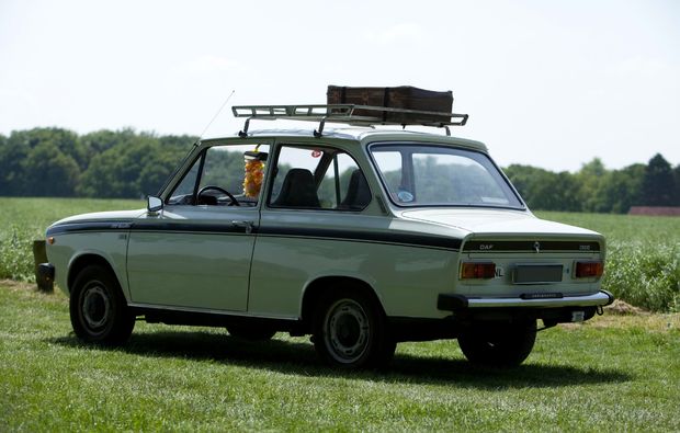 oldtimer-fahren-ootmarsum-seitenansicht