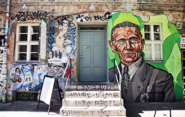 aussergewoehnliche-stadtfuehrung-berlin-bg2