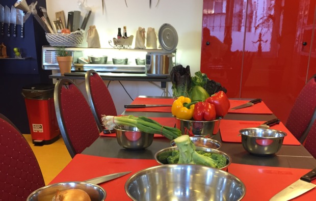 Asiatischer Kochkurs Köln - Asiatisch kochen: eine kulinarische Reise durch Fernost Asiatischer Kochkurs Köln - Asiatisch kochen: eine kulinarische Reise durch Fernost