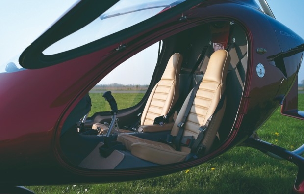 rundflug-gyrocopter-schwandorf-cockpit