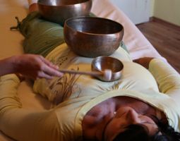 Klangschalenmassage Schwandorf – Asia Massage – Traditionen zum Genießen