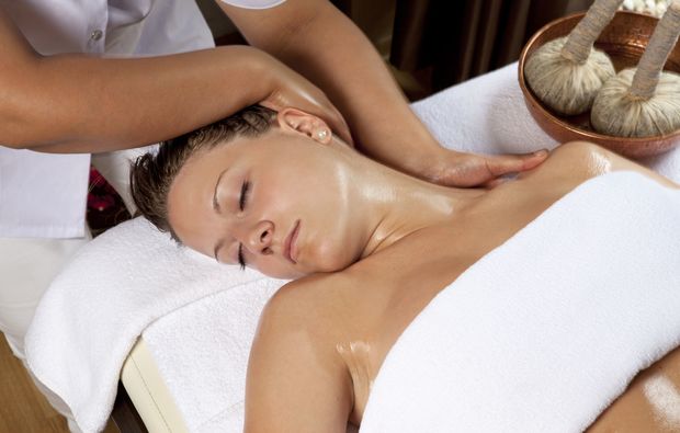 ayurveda-massage-nuernberg-massage