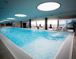 Romance Wellness für Paare - Steigenberger Airport Hotel - Frankfurt am Main Tageskarte OpenSky Spa, Ganzkörpermassage, Ganzkörperpeeling