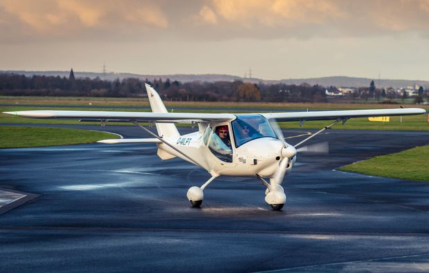 flugzeug-selber-fliegen-bueren-erlebnis