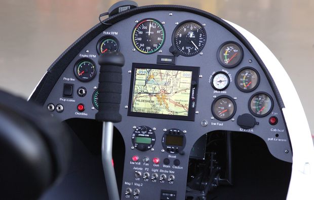 tragschrauber-rundflug-weiden-in-der-oberpfalz-cockpit