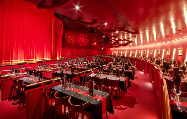 variete-show-duesseldorf-saal