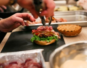 Burger-Kochkurs Hamburg – Fleisch von seiner leckersten Seite: der Grillkurs