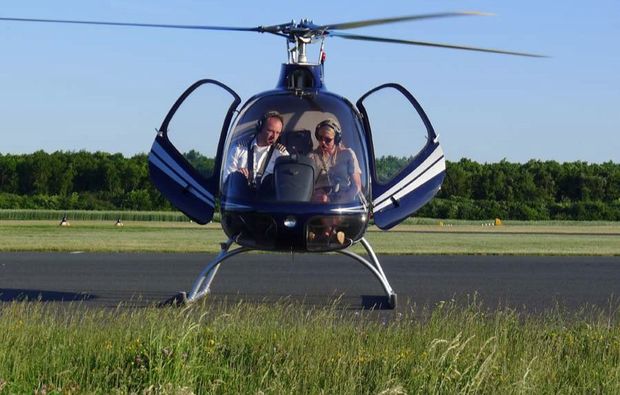 hubschrauber-rundflug-egelsbach-suedhessen-landung