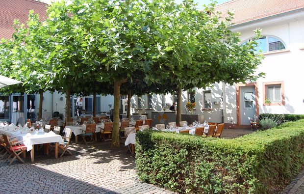 wine-dine-osthofen-terrasse