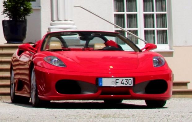 ferrari-fahren-tecklenburg-sportwagen