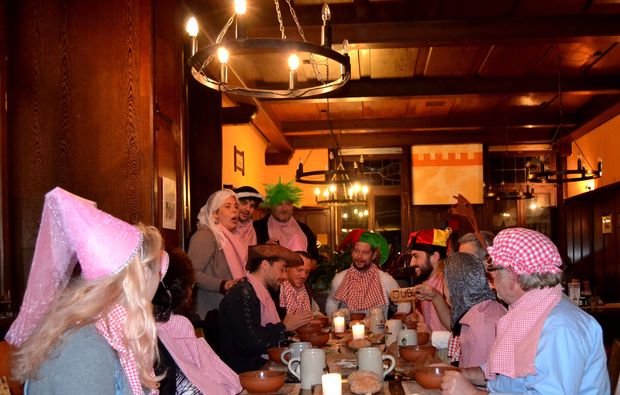 ritteressen-historisches-dinner-freudenberg-party
