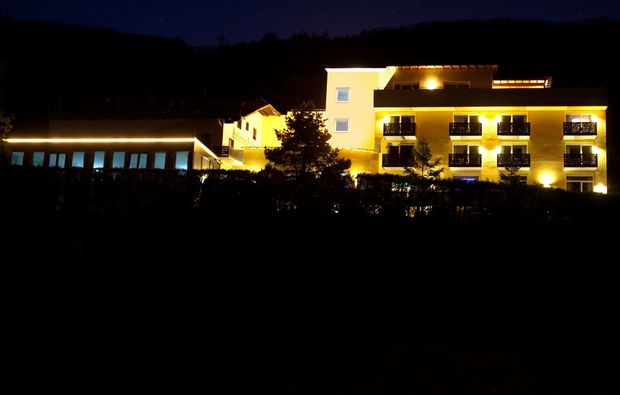 aussergewoehnlich-uebernachten-alland-hotel